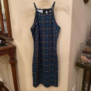 FOREVER 21 Green Pattern Dress Size Small